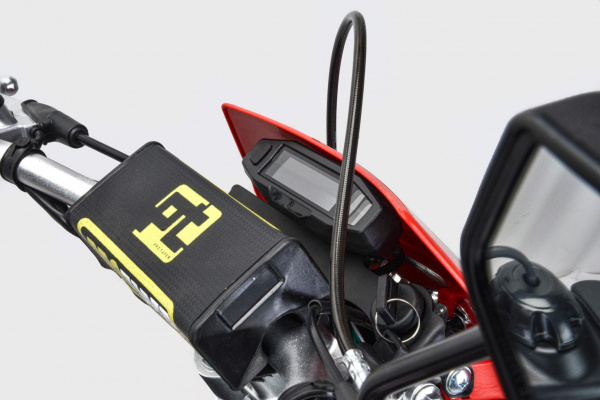 Мотоцикл Кросс Motoland XR300 LITE  (175FMM) с ПТС красный